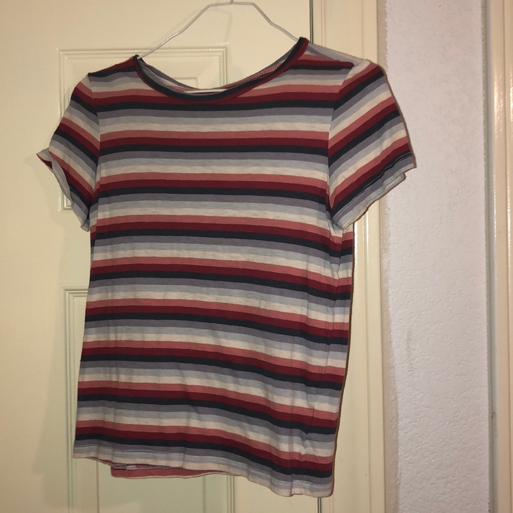 American Eagle tshirt